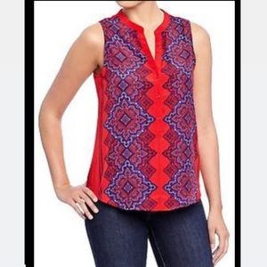 Bundle of 2 Old Navy sleeveless blouse tops